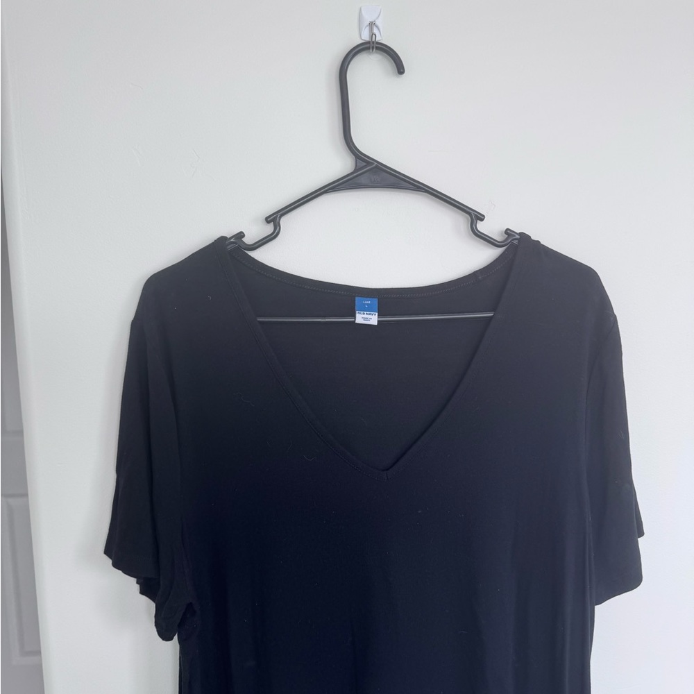 Old Navy Black V-Neck Short Sleeve Tee